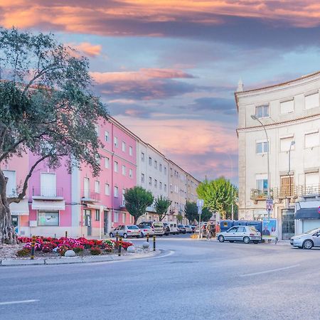 Отель April Square By Lisbon With Sintra Амадора Экстерьер фото